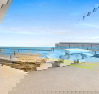 104 Gold Coast Drive Carrickalinga - Redcliffe Tourism