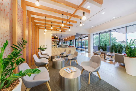 Abode Woden - Redcliffe Tourism 4