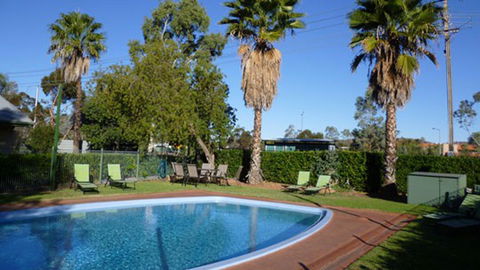 Alice Motor Inn - Redcliffe Tourism 0