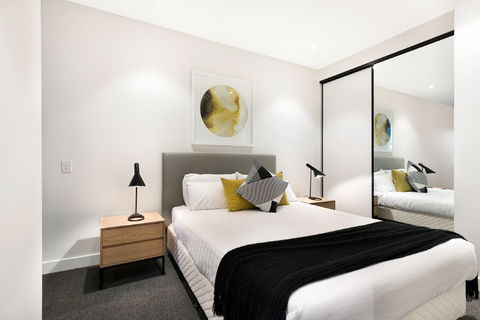 Arise The Eminence - Redcliffe Tourism 1