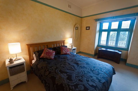 Brigalow Cottage - Redcliffe Tourism 3