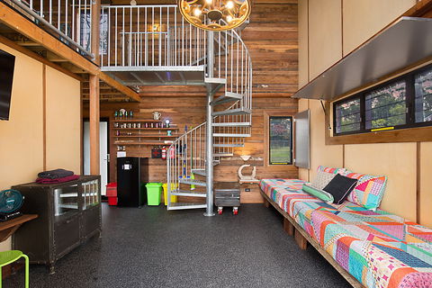 Gold Coast Tree Houses - Redcliffe Tourism 1