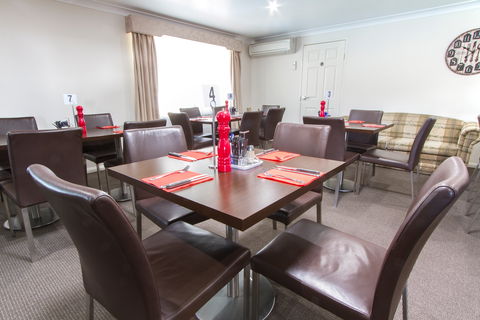 Harvest Lodge - Redcliffe Tourism 1