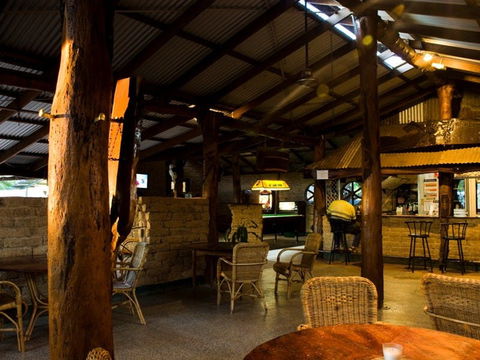 Lazy Lizard Caravan Park - Redcliffe Tourism 2