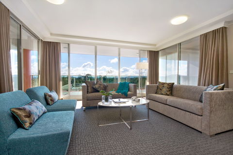 Pacific Suites Canberra - Redcliffe Tourism 2
