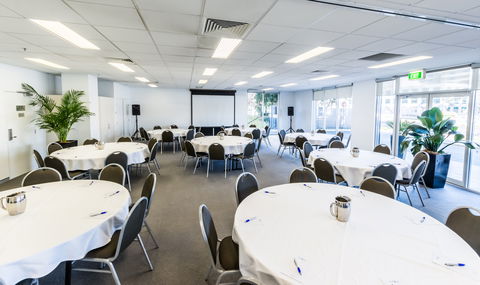 Pacific Suites Canberra - Redcliffe Tourism 8