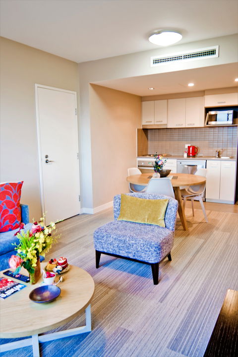 Quest Mascot Apartment - Redcliffe Tourism 3