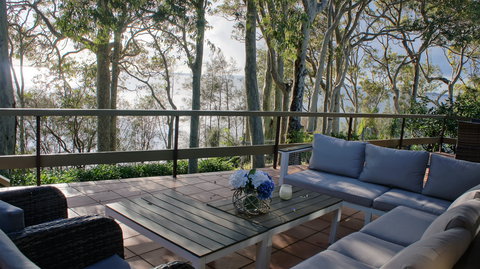 Tuggerah Lake House - Redcliffe Tourism 0