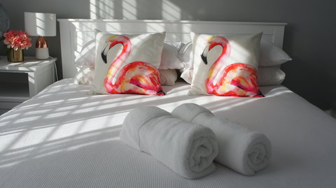 Tuggerah Lake House - Redcliffe Tourism 1