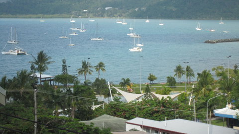 Waterview Airlie Beach - Redcliffe Tourism 2