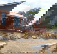 Yakkalla Holiday Cottage - Redcliffe Tourism