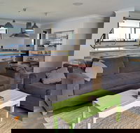 Aloha - Redcliffe Tourism