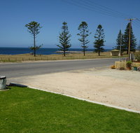 Anchors Away - Redcliffe Tourism