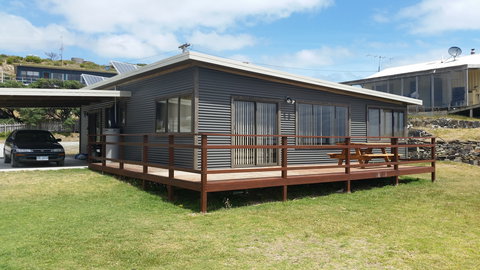 Arthur River Beach House - Redcliffe Tourism 0