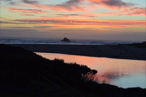 Arthur River Beach House - Redcliffe Tourism 2