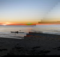 Barefoot Beach Stays - Redcliffe Tourism