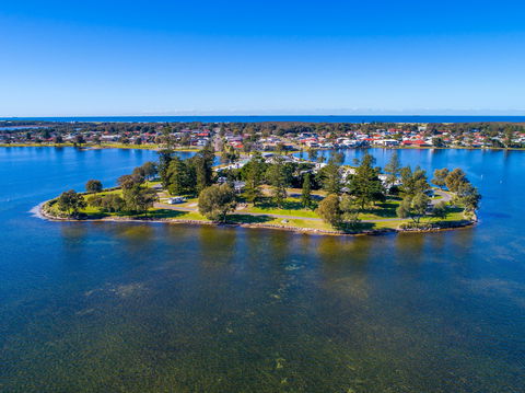 Belmont Lakeside Holiday Park - Redcliffe Tourism 0