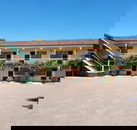 Bradman Motor Inn - Redcliffe Tourism