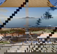 Cardwell Beachfront Motel - Redcliffe Tourism