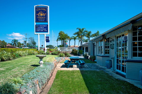 Colonial Terrace Motor Inn And Terrace Brasserie - Redcliffe Tourism 0