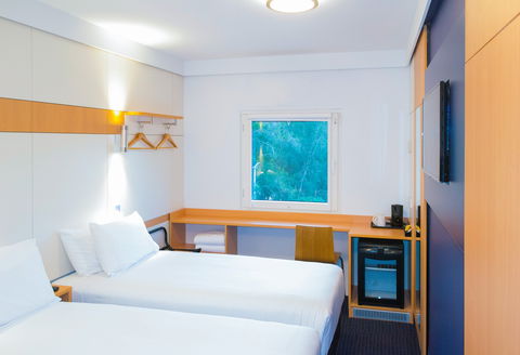 Ibis Budget Gosford - Redcliffe Tourism 0