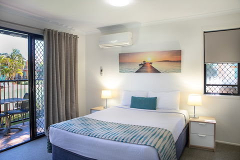 Noosa Lakes Resort - Redcliffe Tourism 1