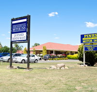 Pines Country Club Motor Inn - Redcliffe Tourism