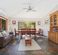 Porepunkah Elms - Redcliffe Tourism