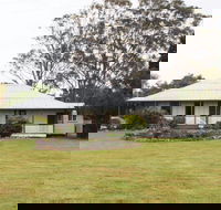 Vineyard Cottage - Redcliffe Tourism
