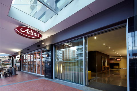 Adina Apartment Hotel Wollongong - Redcliffe Tourism 1