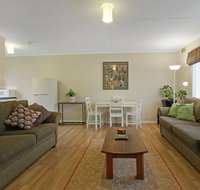 Akora Flats - Redcliffe Tourism