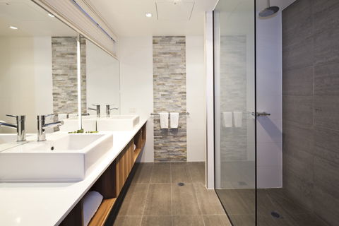 Best Western Plus Ballarat Suites - Redcliffe Tourism 1