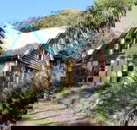 Eastern Reef Cottages - Redcliffe Tourism