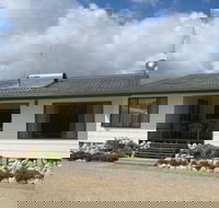 Easto's - Redcliffe Tourism