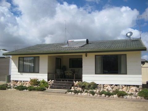 Easto's - Redcliffe Tourism 0