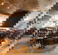 Feathertop Alpine Lodge - Redcliffe Tourism