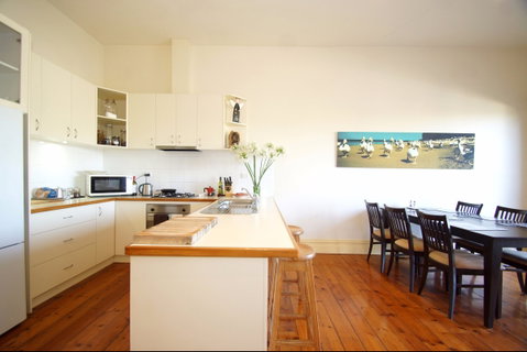 Kensington Bed And Breakfast - Redcliffe Tourism 2