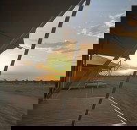 Mitchell Grass Retreat - Redcliffe Tourism