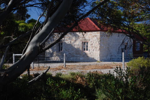 Norfolk Lodge - Redcliffe Tourism 1