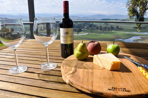 Riverview Lodge - Redcliffe Tourism 2