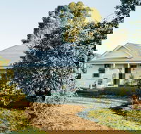 Salt Creek Cottage - Redcliffe Tourism