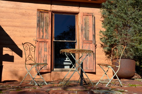 Table Top Mountain Cottages - Redcliffe Tourism 1