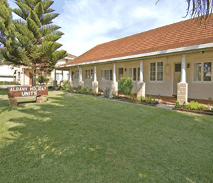 Albany Holiday Units - Redcliffe Tourism