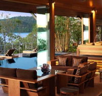 Qualia Luxury Holiday Resort - Redcliffe Tourism