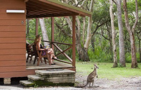 Hungry Head Cabins - Redcliffe Tourism 1