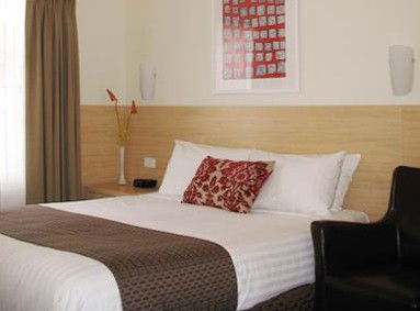 Club Motel - Redcliffe Tourism 2