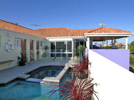 Quinns Reef B & B - Redcliffe Tourism 2