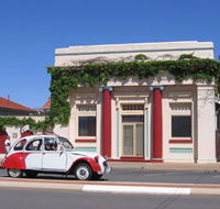 Merredin Bed  Breakfast - Redcliffe Tourism
