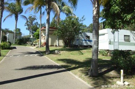 Batemans Bay Yha - Redcliffe Tourism 2