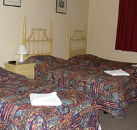 Knickerbocker Hotel Motel - Redcliffe Tourism